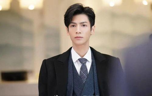 吃瓜娱乐圈八卦罗云熙,娱乐圈的瓜田，他的瓜香四溢